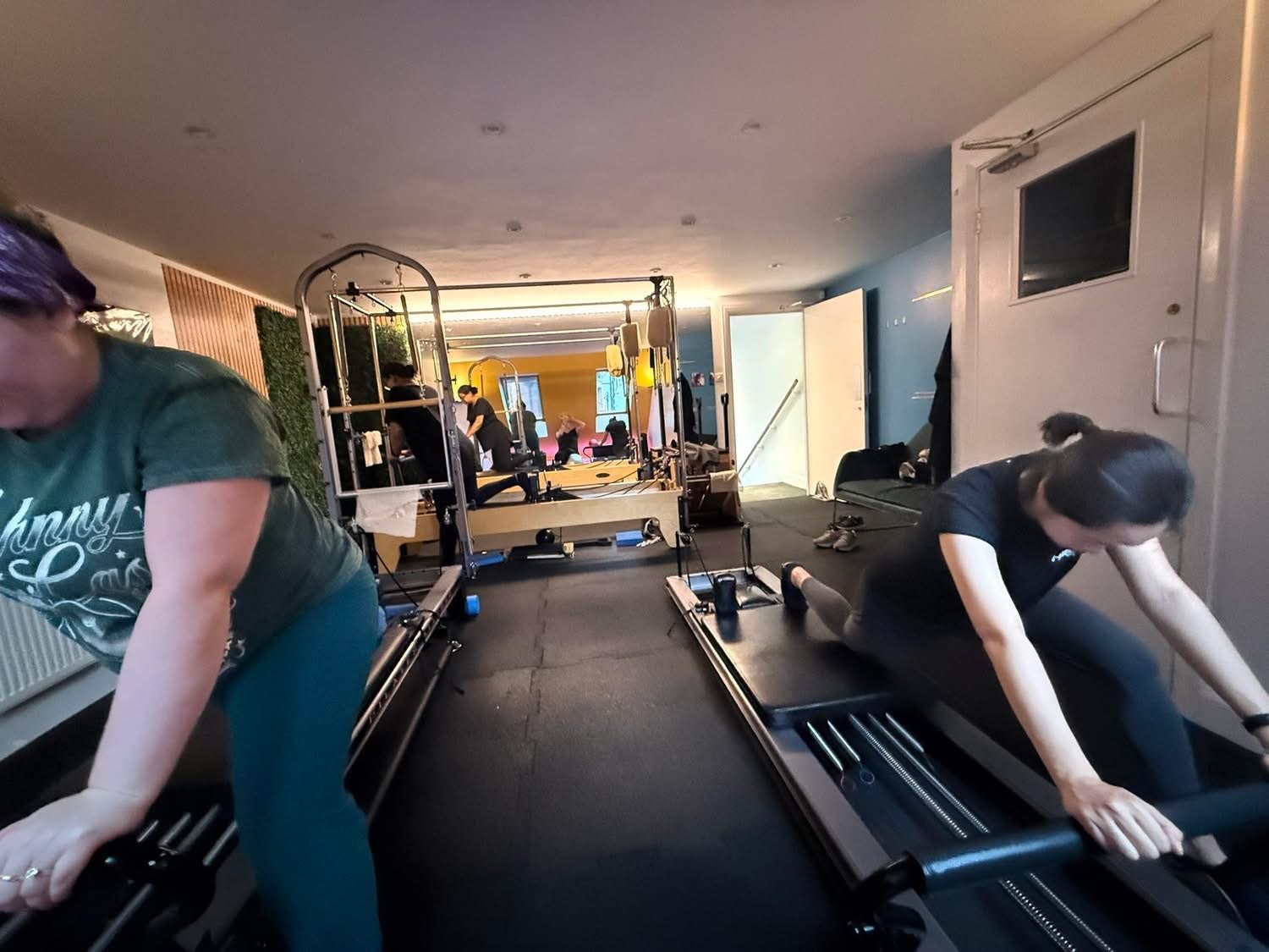 small reformer pilates classes finchley central n3